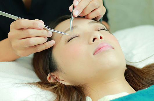 花嫁様に選ばれるアイラッシュサロン併設