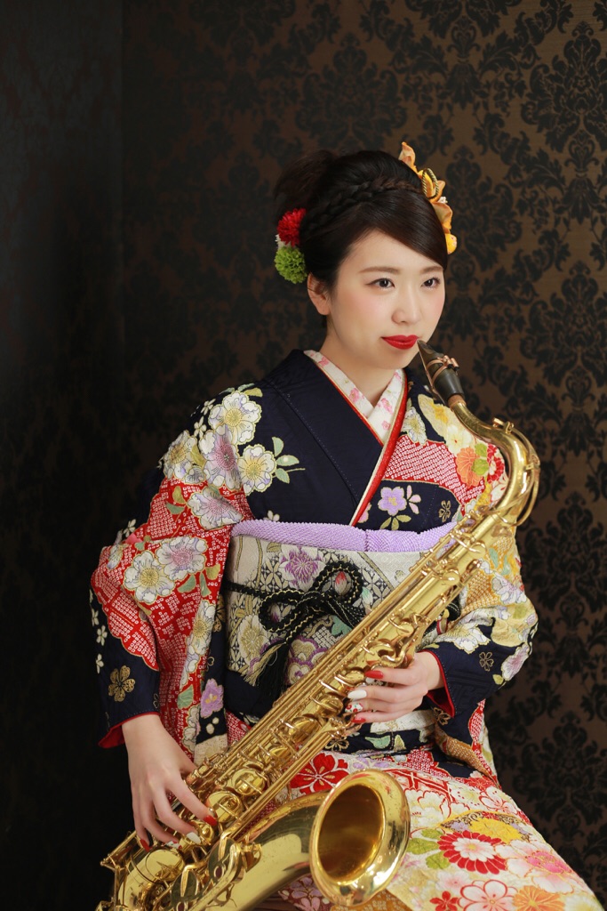 青春時代のサックスとともに記念の写真を・・・☆