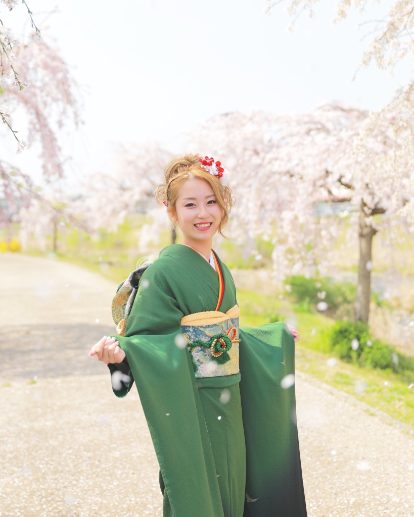 桜吹雪とともに、、♡