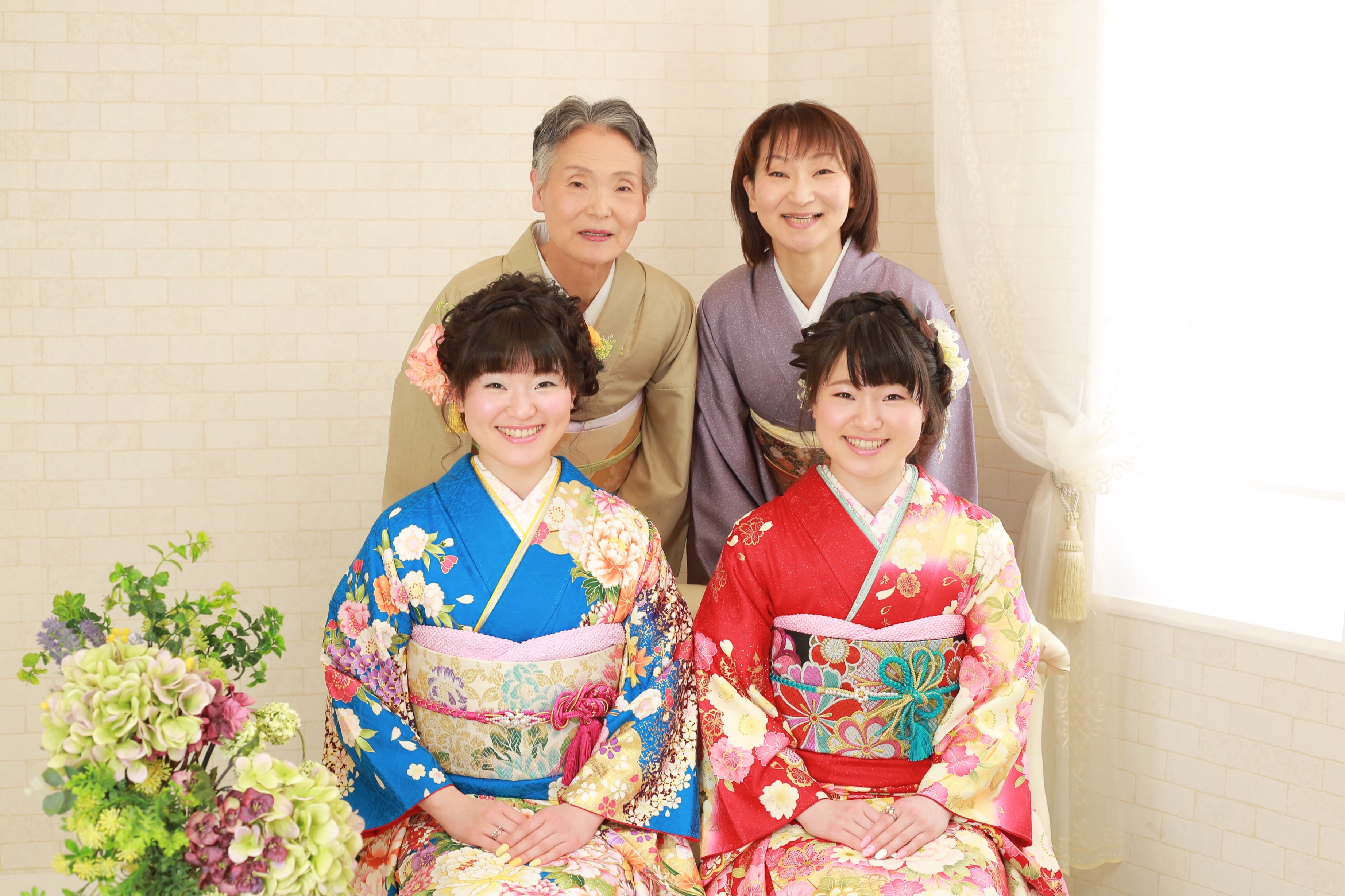 双子のお嬢様★ハタチの記念