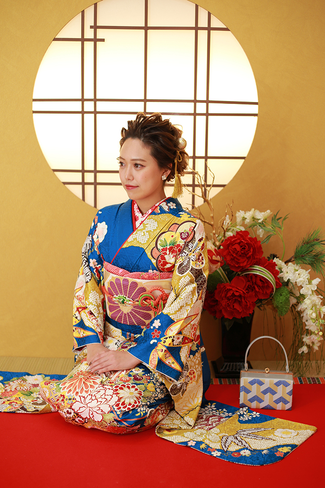 艶やかな青のお着物【可児】