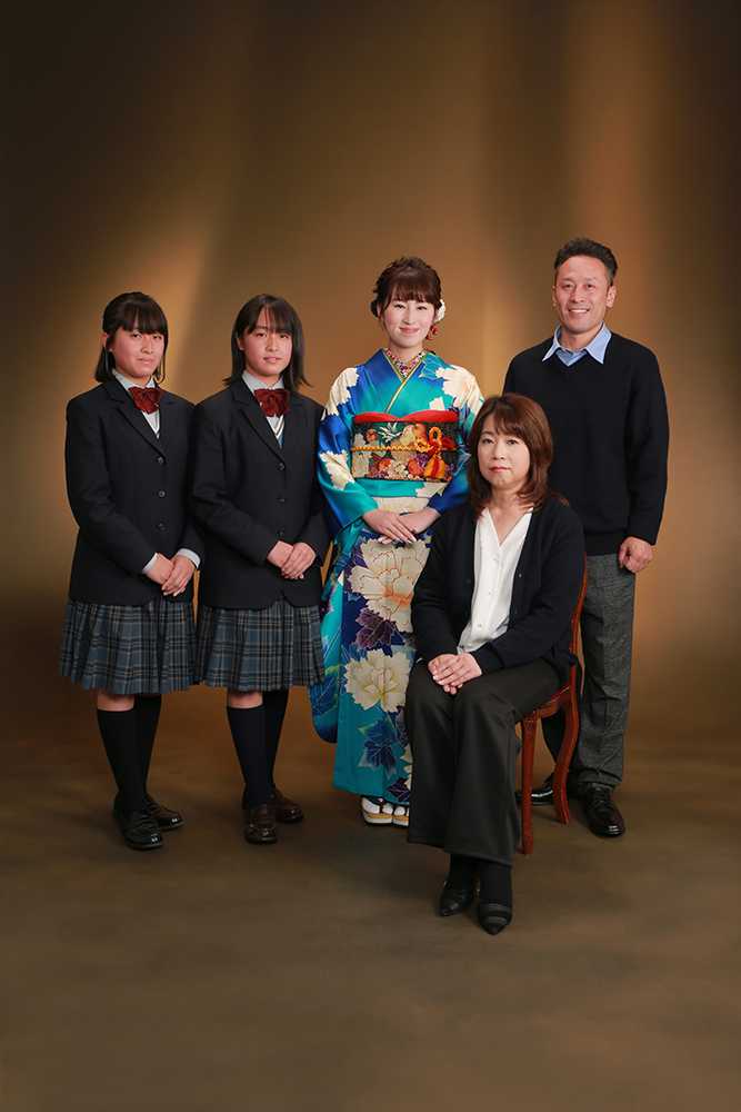 大人っぽい雰囲気を活かして【土岐】